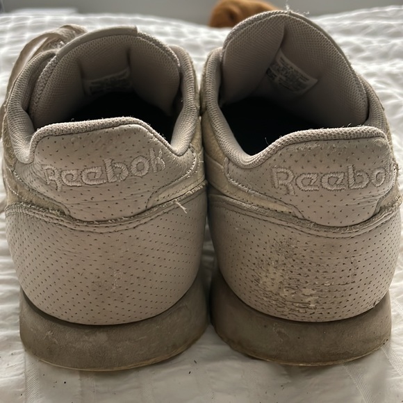 Reebok running shoes - Picture 3 of 3